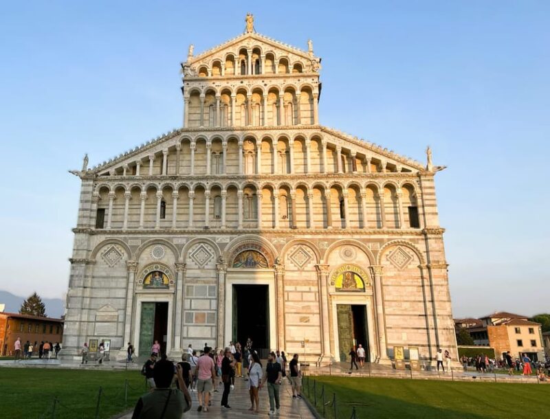 Timed Entrance to Leaning Tower Pisa & Cathedral With Audio - Getting to the Leaning Tower