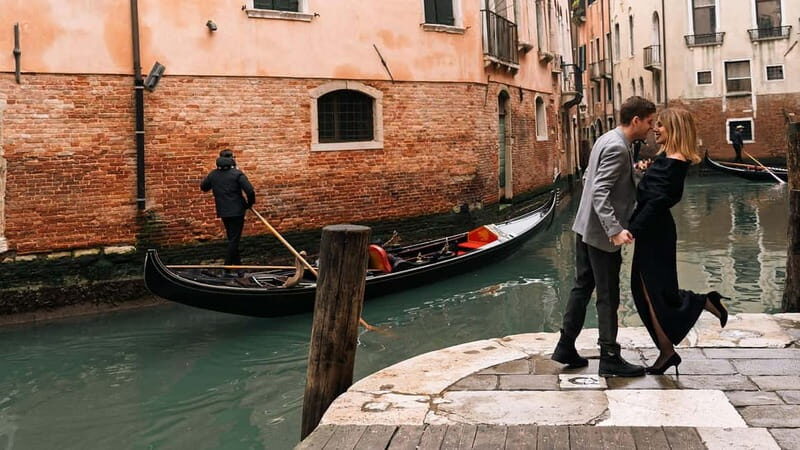 Timeless Venice: Luxury Photoshoot with a Local Photographer - Who Should Consider This Experience?
