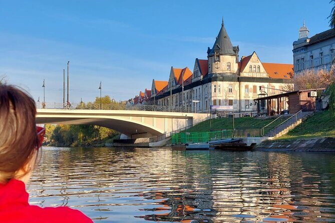 Timioara: Private Walking Tour with Local Guide - Exploring Timisoara with a Local Guide: What to Expect