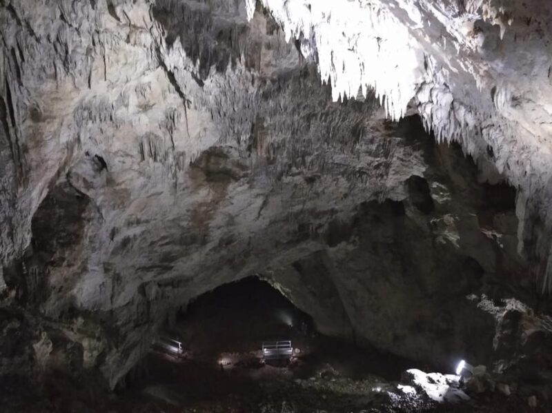 Timisoara: Oradea City Tour and Trip to Apuseni Caves - A Full Breakdown of the Tour Experience