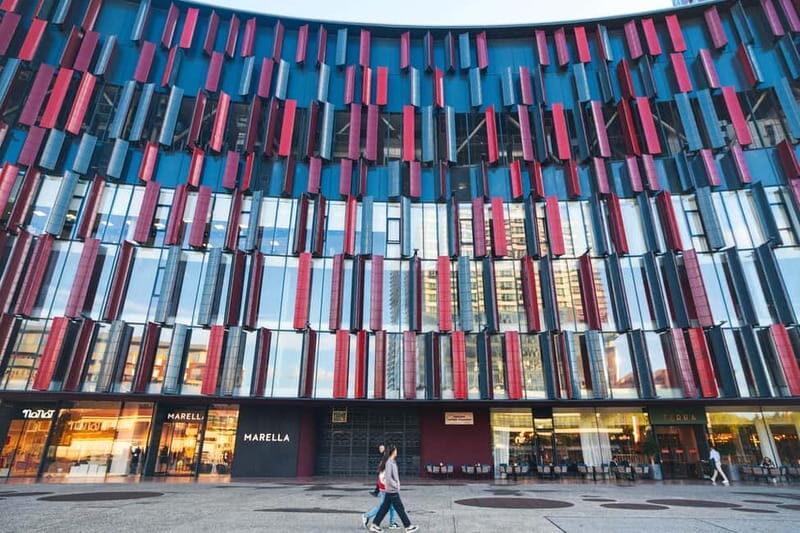 Tirana: City Walking Tour with Personal Photographer - Key Points