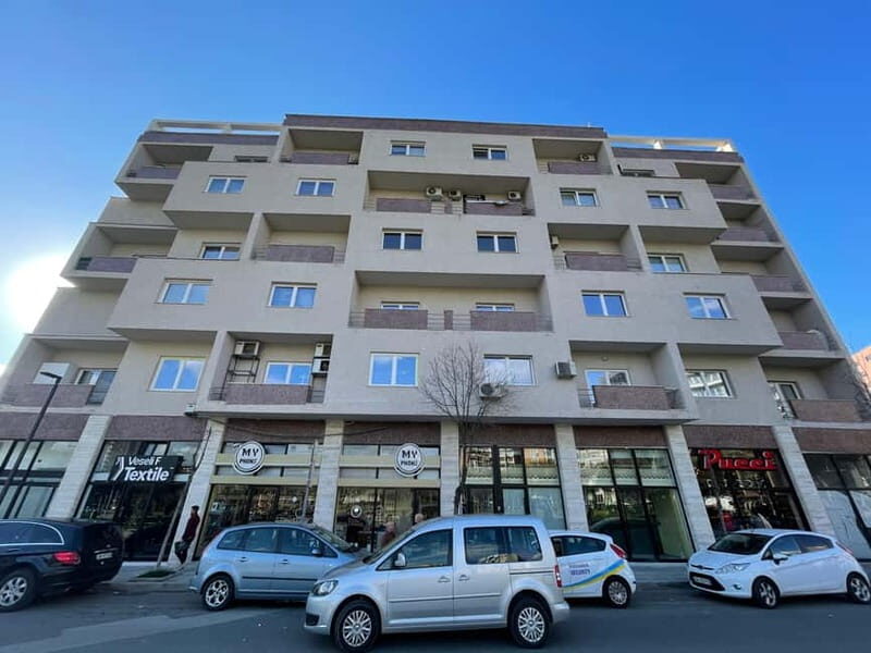 Tirana: Street Art & Modern Architecture Walking Tour - What Makes This Tour Valuable