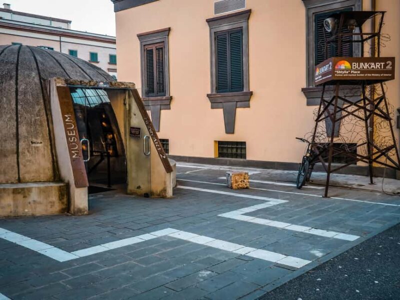 Tiranas Communist Past; Small Group Walking Tour - Key Points