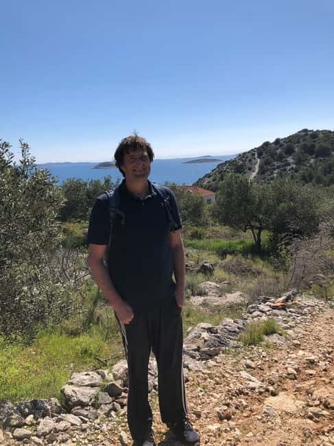Tisno: Tour of the town with churches and palaces - Exploring Tisno: A Guided Tour Through Churches, Palaces, and Streets