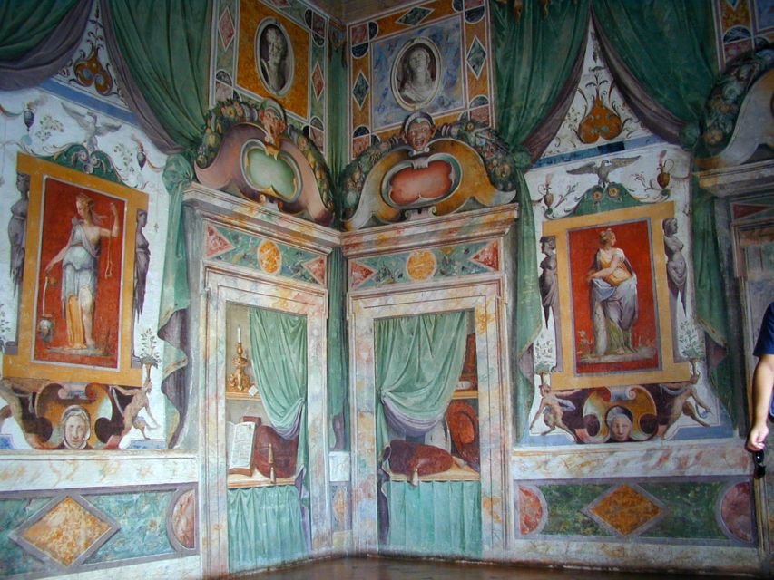 Tivoli, the Best of Hadrian's Villa and Villa D'este - Transportation and Pickup