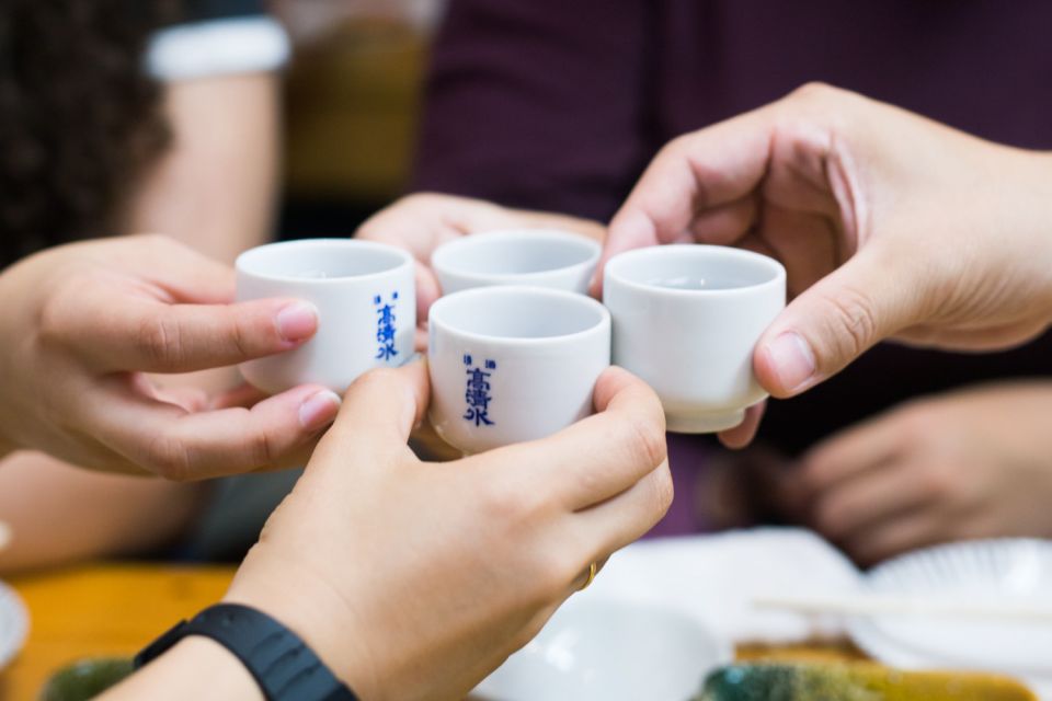 Tokyo: 3-Hour Food & Cultural Tour - The Best of Izakaya - Learning About Shinjukus History and Culture