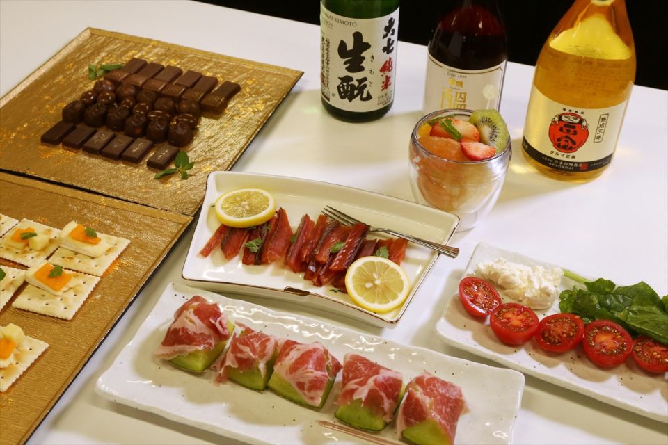 Tokyo: 7 Kinds of Sake Tasting With Japanese Food Pairings - Transportation
