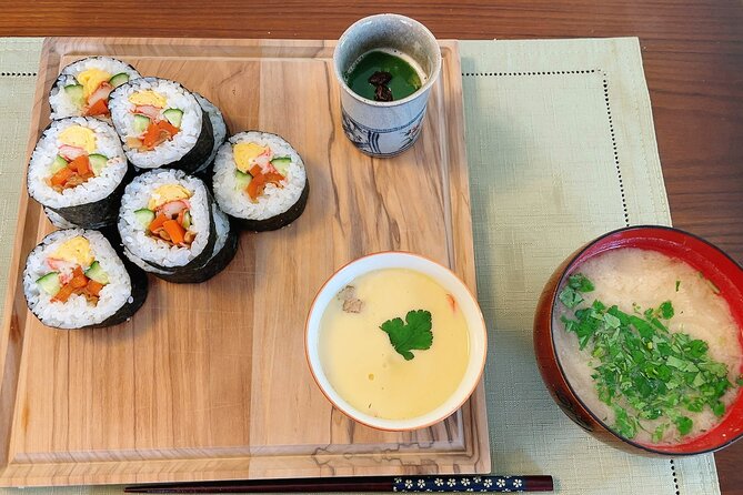 Tokyo 7hr Private Guided Tour & Sushi Roll Making Experience - Customizable Itinerary