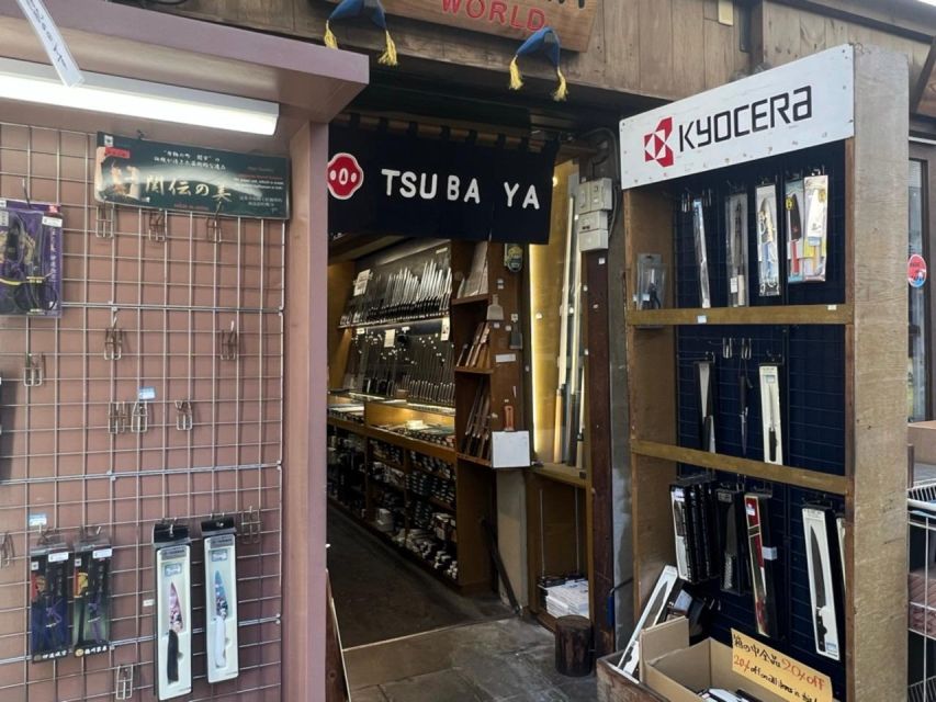 Tokyo Asakusa to Ueno, 2 Hours Walking Tour to Feel Japan - Experiencing Traditional Japanese Areas