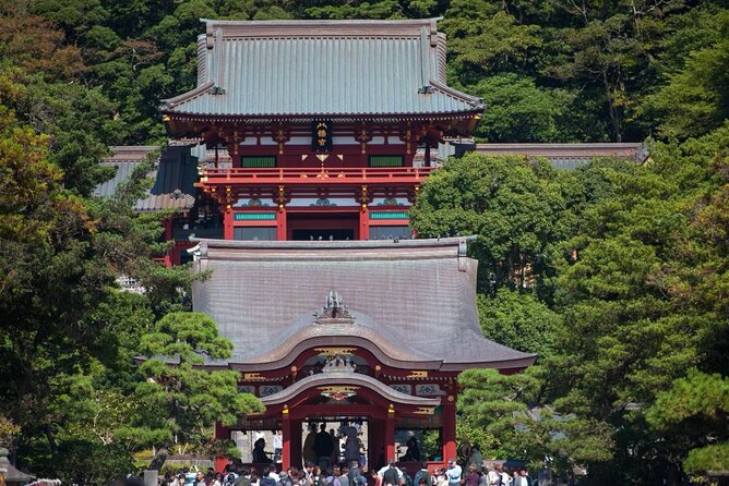 Tokyo: Bus Tour to Kamakura Great Buddha & Enoshima With Pickup - Highlights of the Kamakura Great Buddha