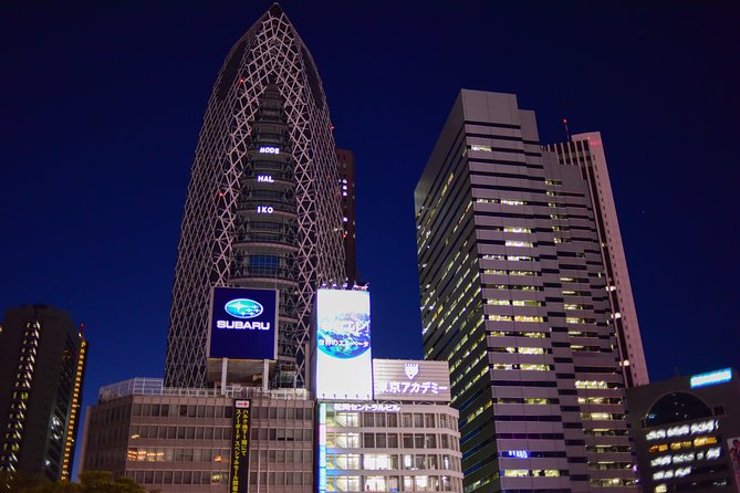Tokyo by Night Photoshoot & Learn - Capturing the Vibrant Tokyo Cityscape