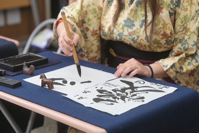 Tokyo Calligraphy Experience Japanese Treats With Green Tea - Accessibility and Accommodations