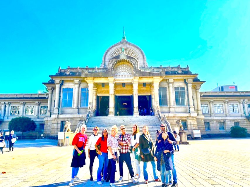 Tokyo: Complete Tour in One Day, Visit All 15 Popular Sights - Bustling Seafood Marketplace
