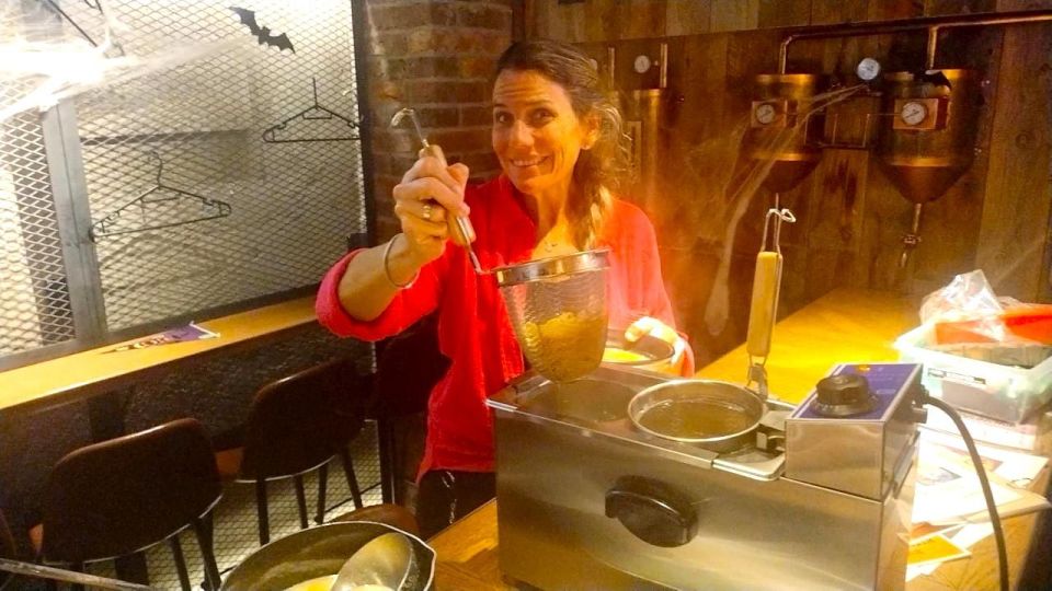Tokyo: Easy Ramen Cooking Experience in Kabukicho, Shinjuku - Ramen Cooking Class