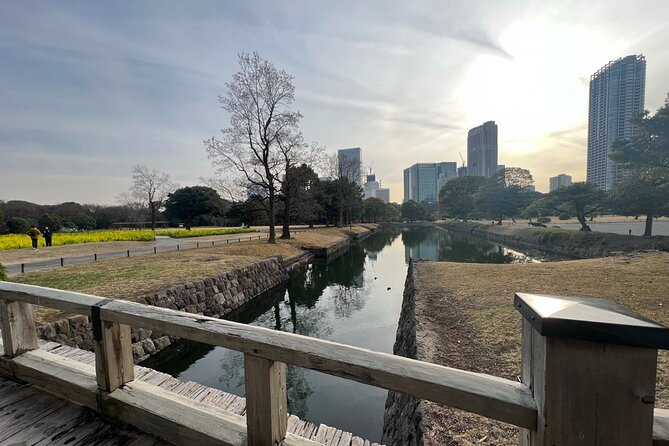 Tokyo: Japanese Garden and Surroundings Guided Walking Tour - Booking and Cancellation Policies