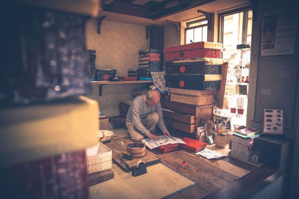 Tokyo: Japanese Shopping Secrets and Food Tastings Tour - Dress Code and Walking Recommendations