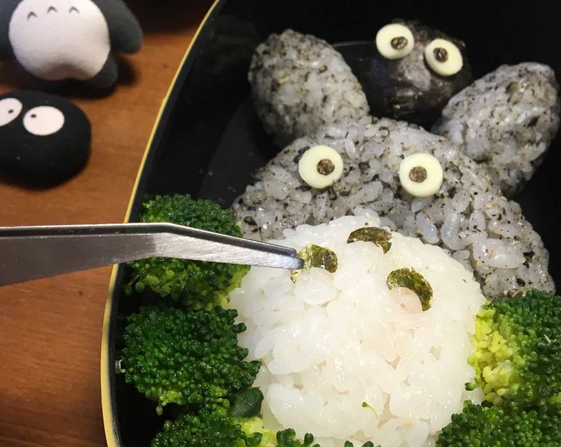 Tokyo: Making a Bento Box With Cute Character Look - Instructor Guidance in English