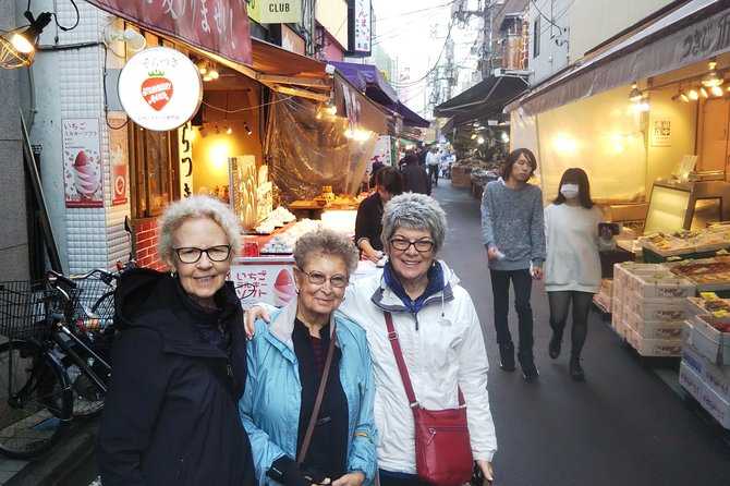 Tokyo off the Beaten Path 6hr Private Tour With Licensed Guide - Guide Qualifications