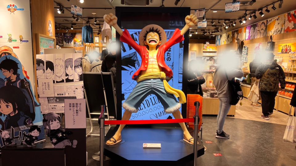 Tokyo Shibuya Anime Manga Gacha Gacha Pop Culture Experience - Group Size and Personalized Experience