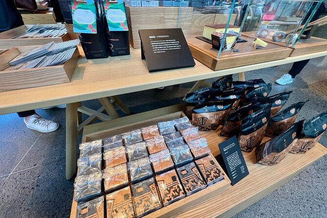 Tokyo: Taste the Downtown Atmosphere and Enjoy Japanese Culture - Soba Dinner and Wish Cards