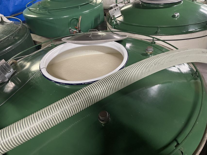 Tokyo: Toshimaya Sake Brewery Tour With Sake Tasting - Seasonal and Exclusive Sake Offerings
