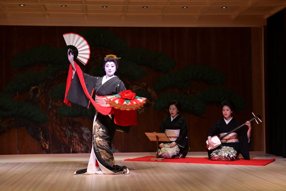Tokyo: Traditional Performing Arts Show With Lunch/ Dinner - Dress Code Requirements