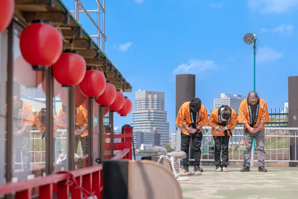 Tokyo: Yakatabune Dinner Cruise With Japanese Show & Drinks - Authentic Sukiyaki Meal Onboard