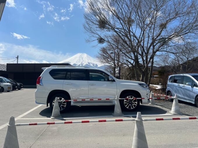 Tokyo:Private Mt Fuji Sightseeing Tour in Luxury Landcruiser - Scenic Stops Along the Route