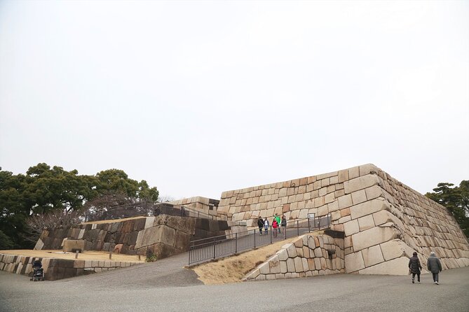 Tokyos Imperial Palace & Nihonbashi Tour - Culinary Experiences