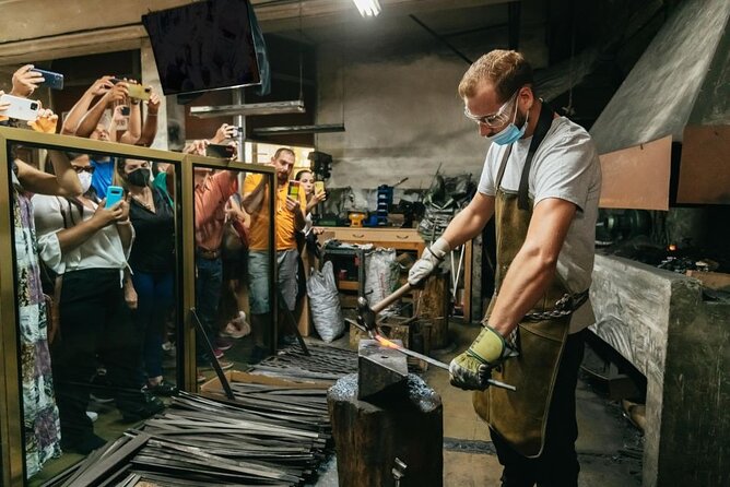 Toledo Experience Tour From Madrid With Optional Toledo Cathedral - Roundtrip Transportation