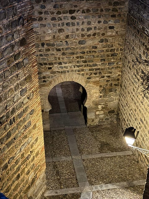 Toledo Magic, the Original Night Route: Mystery, Curiosities, and Secrets - Discovering Hidden Gems and Secrets