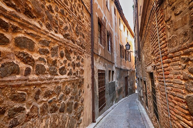 Toledo Scavenger Hunt and Highlights Self-Guided Tour - Good To Know