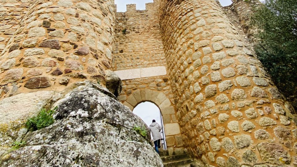 Tomar: Castle of Almourol Private Tour - Key Points