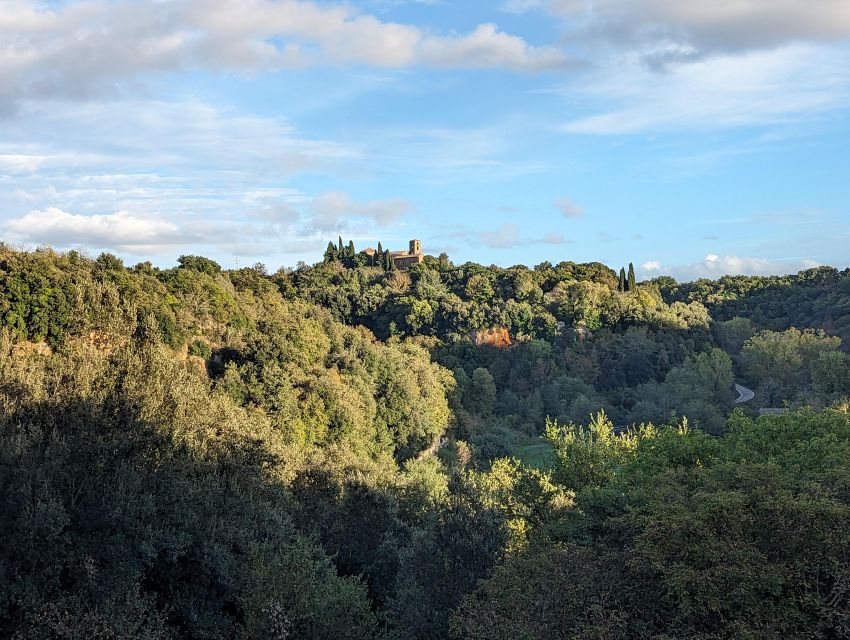 Tomb Hunting and Trekking Adventure in Sovana - Frequently Asked Questions