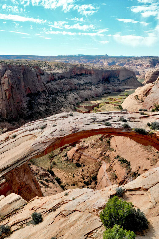 Tonalea: Guided Eggshell Arch Hike w/ Day or Sunset Options - Who Would Enjoy This Tour?