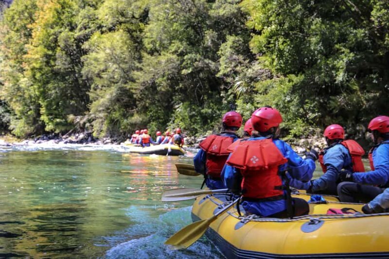 Tongariro River: Grade 3 Whitewater Rafting - The Guides: Knowledge and Support