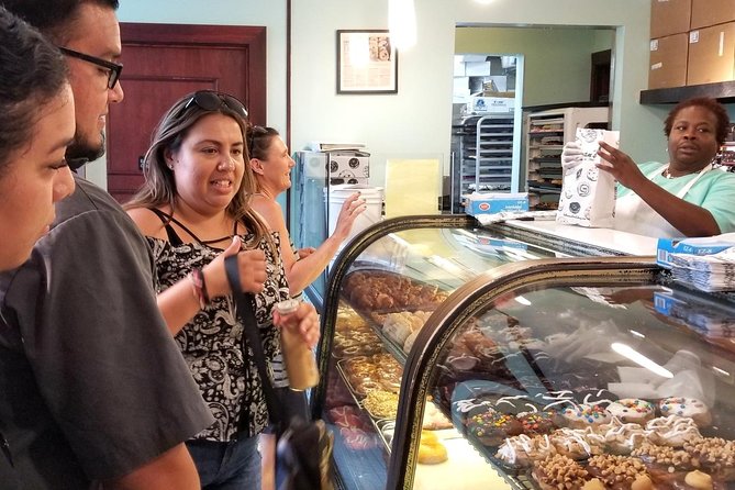 Top 10 Sites + Top 5 Foods of Cincinnati Morning Tour - Local Favorites to Taste