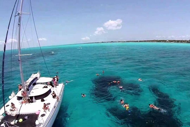 Top Sailing to Isla Mujeres with lunch and open bar from Cancun - Pricing and Value