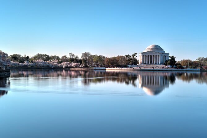 Top Tidal Basin Explorer of Thomas Jefferson FDR & MLK Memorials - An In-Depth Look at the Tour Experience