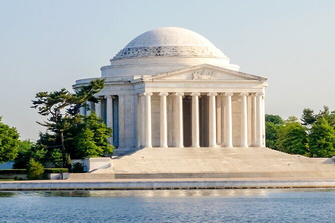 Top Tidal Basin Explorer of Thomas Jefferson FDR & MLK Memorials - Authentic Insights from Reviewers