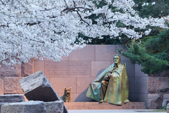 Top Tidal Basin Explorer of Thomas Jefferson FDR & MLK Memorials - FAQ