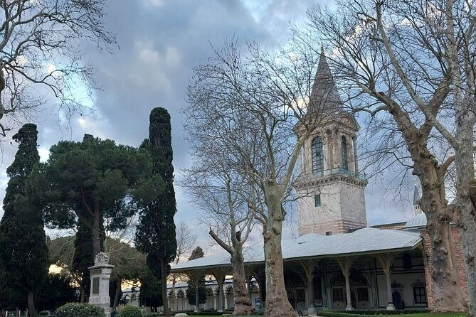 Topkapi Palace with Harem Walking Tour with Guide - Final Thoughts