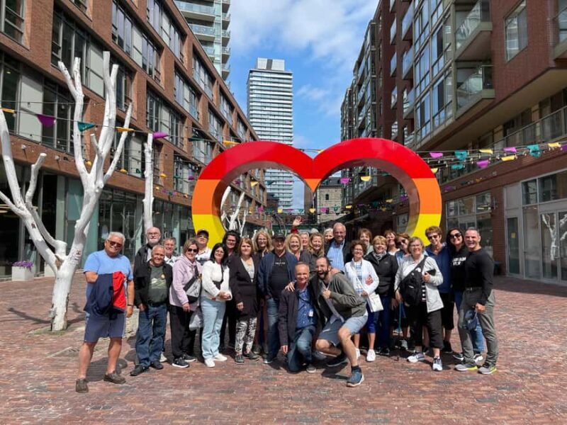 Toronto: Bus or Walking City Tour in English or French - An In-Depth Look at the Tour Experience