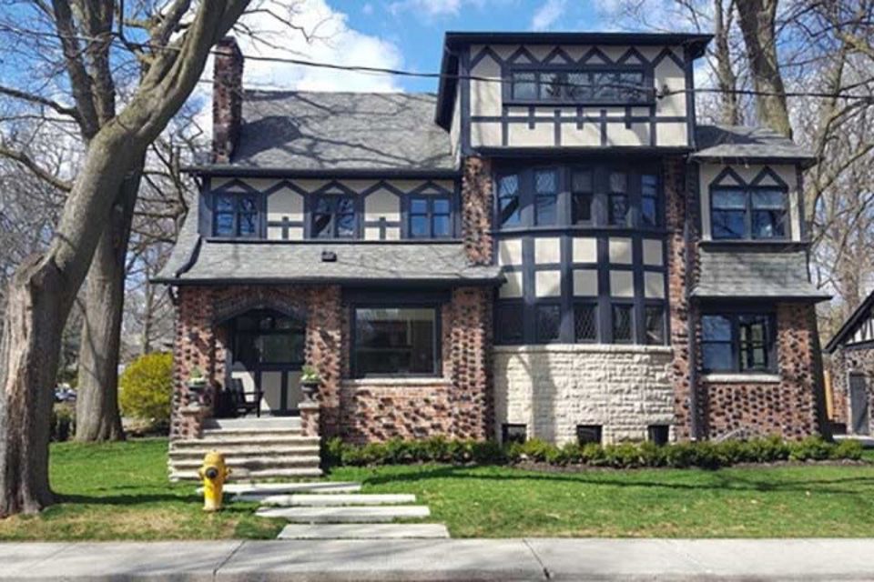 Toronto: Casa Lomas Stately Houses Mobile Audio Guide - Key Points