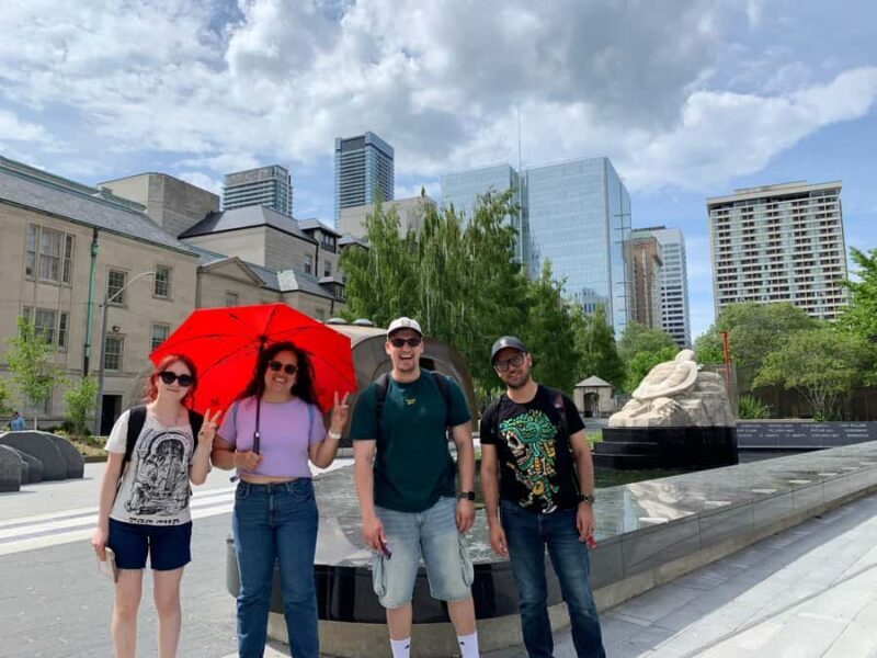 Toronto Discovery District Highlights Tour | 2-Hour - Stunning Views and Photo Opportunities