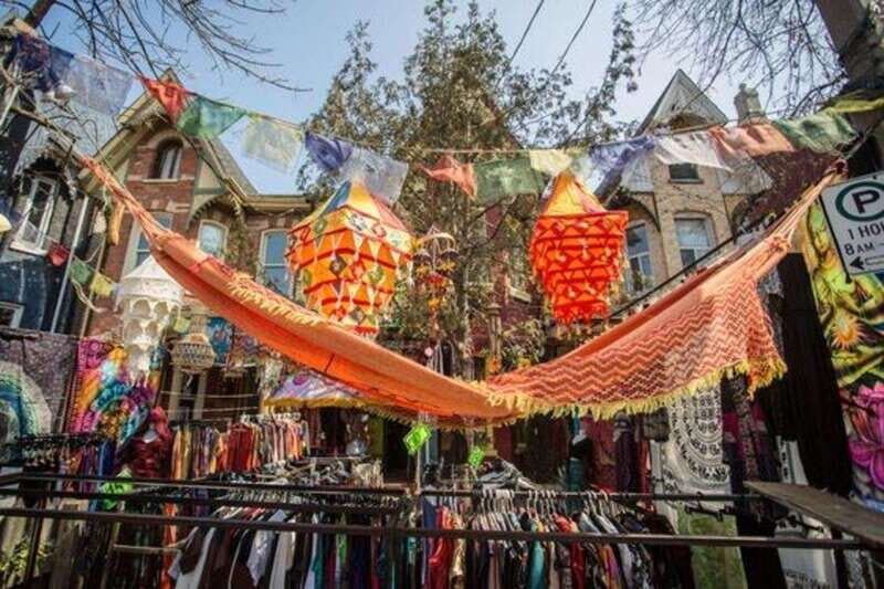 Toronto: Distillery & Old Town Private Walking Tour - Authentic Insights from Past Travelers