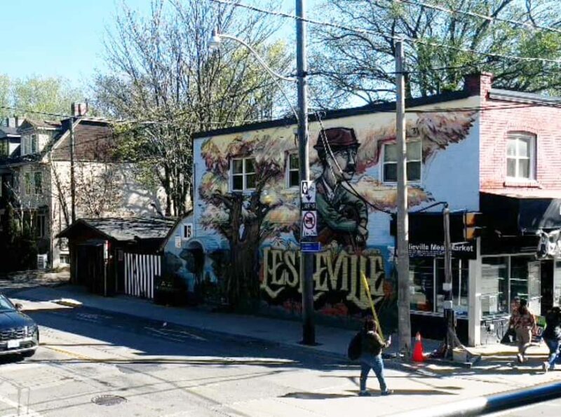 Toronto East Neighbourhoods Tour: Open Top Bus & Live Guide - Key Points