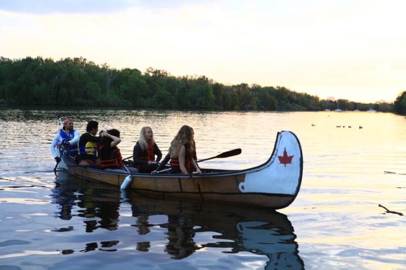 Toronto: Fall Colours Canoe Tour of the Toronto Islands - Practical Tips for Participants