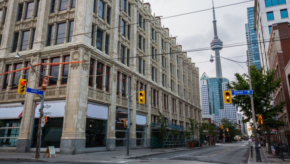 Toronto: Highlights & Hidden Gems Private Tour With a Local - Unique Personality