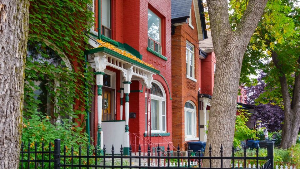 Toronto: Highlights & Hidden Gems Private Tour With a Local - Inclusions and Exclusions